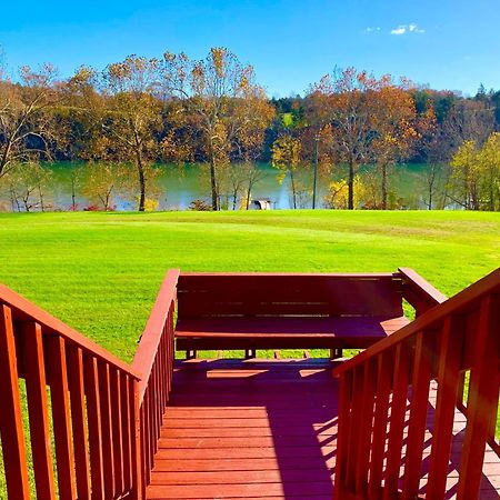 The Barn At Evermore: Riverfront Retreat W/Hot Tub Luray Dış mekan fotoğraf